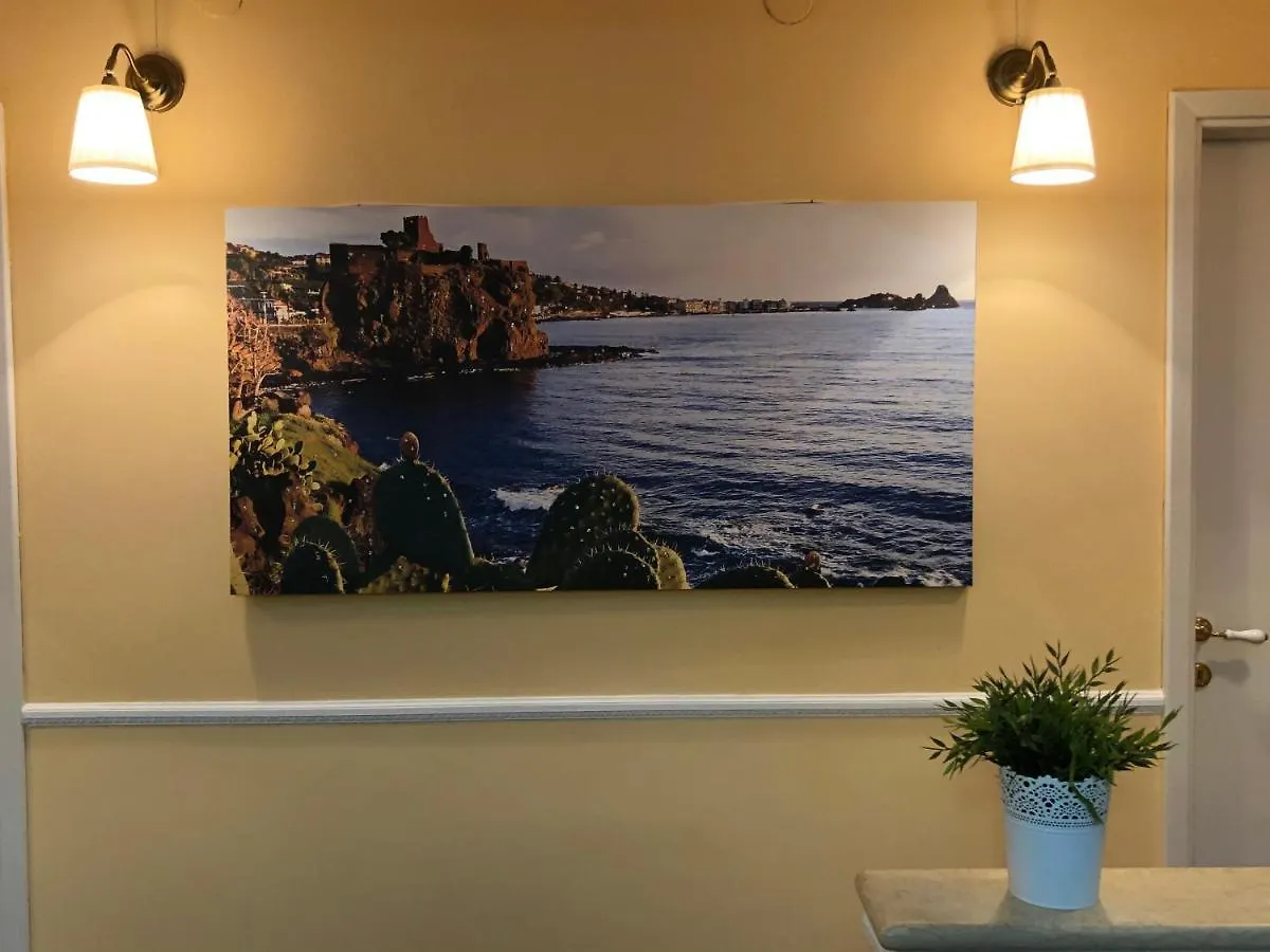Apartment La Maison Blanche Catania Italy